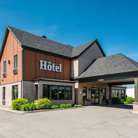 Econo Lodge Inn & Suites Saint Apollinaire Kültér fotó
